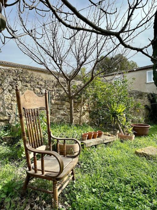 Joli Mas Duplex Piscine Parking Prive